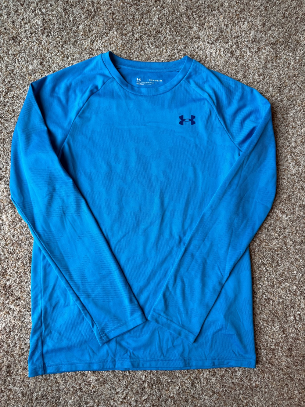 Under Armour Youth XL Long Sleeve Athletic Top - Electric Blue - VGUC